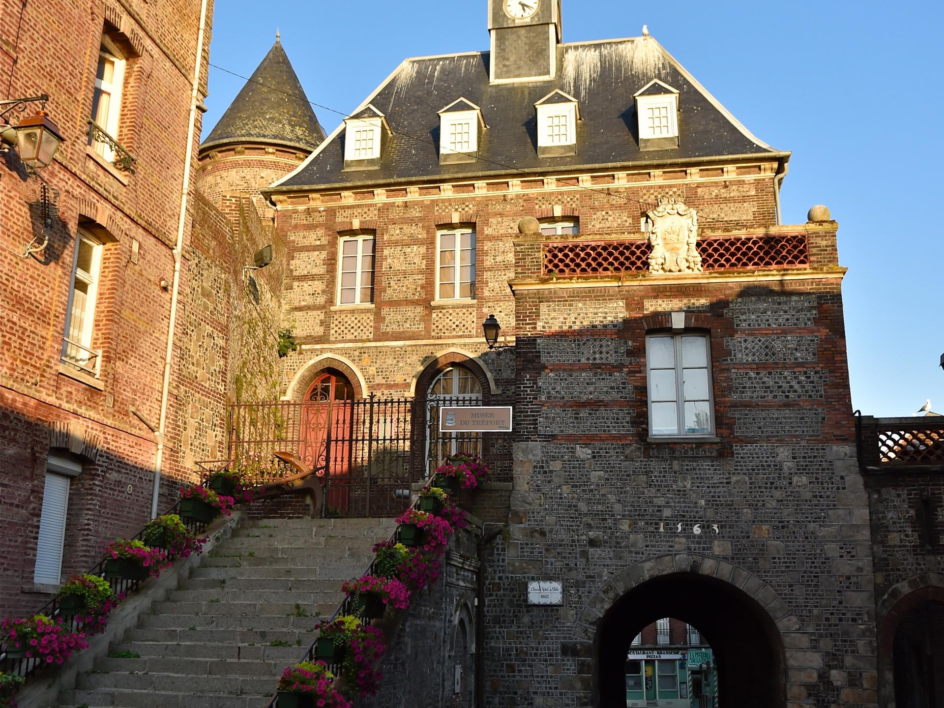 Photo 6